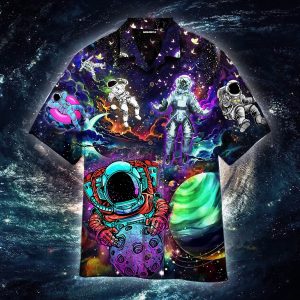 Astronaut In Colorful Universe Hawaiian Shirt- For men and women - Fanshubus