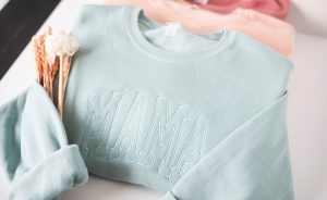 Embroidered Mama Sweatshirt, Embroidered Bella Canvas Crewneck, Personalized Gifts, Personalized Sweatshirt, Trendy Crewnecks for Women