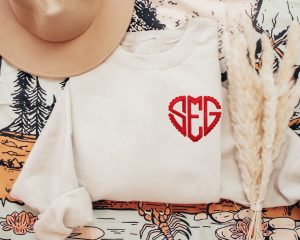 Custom Embroidered Valentines Day Sweatshirt, Valentines Day Heart Monogram Crewneck or Hoodie, Custom Embroidered Heart Sweatshirt