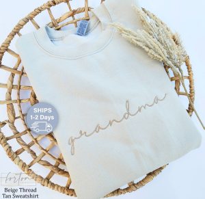 Embroidered Grandma Sweatshirt Embroidered Grandma Crewneck, Christmas Gift for Grandma Gigi Sweater, Personalized Grandma Women 107
